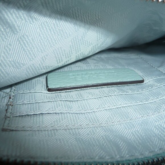 Michael Kors Turquoise/Robin Blue Reversible Purse Handbag (Hobo Style) w/Clutch - Picture 7 of 9